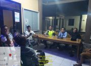 Bripka Ada Pratona Bhabinkamtibmas Polsek Balaraja Melaksanakan Sambang Tokoh Masyarakat di Desa Binaan