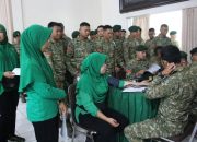 Menyambut HUT Ke-64 Kostrad, Prajurit dan Persit Yonarhanud 2 Kostrad Laksanakan Donor Darah