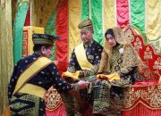 Junjung Budaya Negeri Seribu Kubah, Danlanal Dumai Hadiri Penobatan Gelar Adat Bupati Rokan Hilir