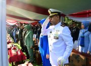 Komandan Beserta Prajurit Lanal Bandung Ikuti Upacara Peringatan HUT Ke-80 Tentara Nasional Indonesia Tahun 2025